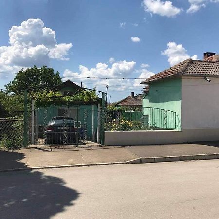 沙布拉Слънце别墅 外观 照片
